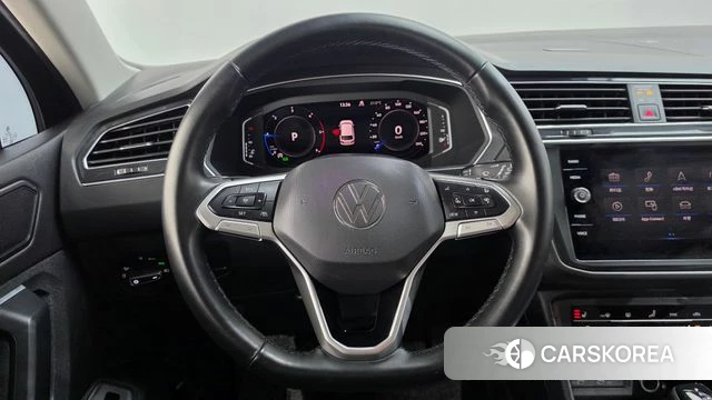 Volkswagen Tiguan second Generation 2022 Синий из Кореи, фото 3