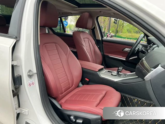 BMW 3 series 2021 Белый из Китая, фото 3