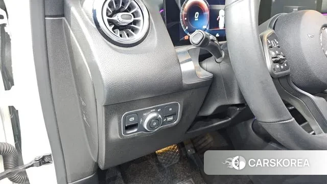 Mercedes-Benz GLB-Class X247 2021 Белый из Кореи, фото 3