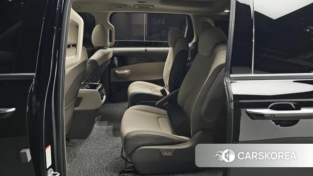 Kia The New Carnival 4th Generation 2023 Черный из Кореи, фото 3