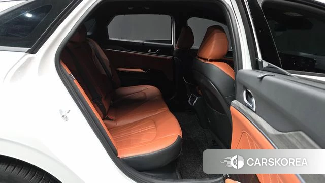 Kia The New K5 Hybrid 3rd generation 2023 Белый из Кореи, фото 3