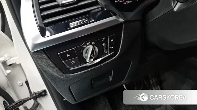 BMW X3 (G01) 2021 Белый из Кореи, фото 3