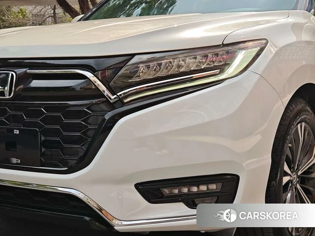 Honda UR-V 2023 Белый из Китая, фото 3