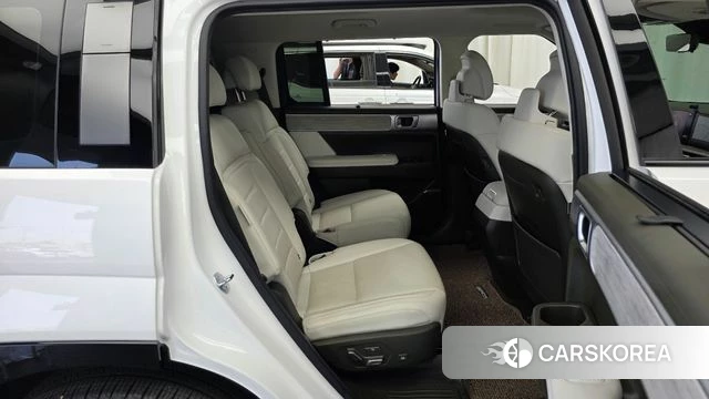Hyundai Santa Fe (MX5) 2024 Белый из Кореи, фото 3