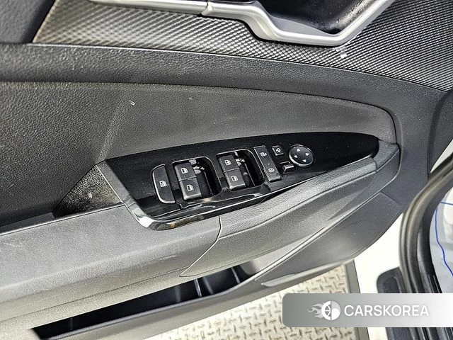 Kia Sportage 5th Generation 2022 Жемчужный цвет из Кореи, фото 3