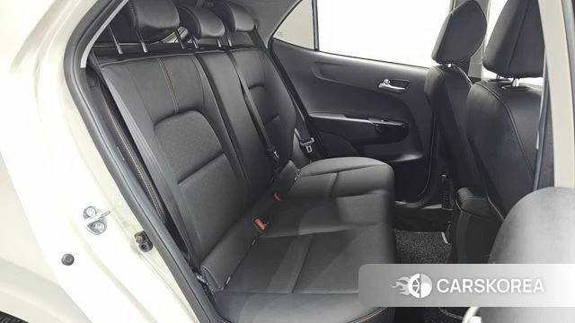 Kia Morning Urban (JA) 2023 Жемчужный цвет из Кореи, фото 3