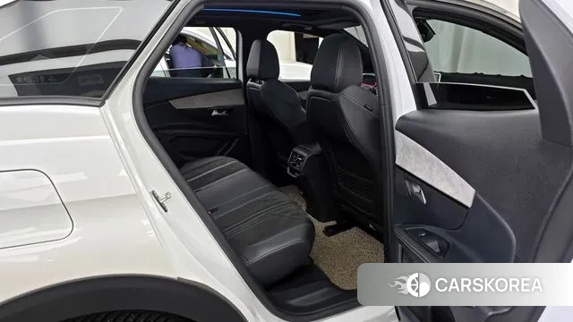 Peugeot 3008 second generation 2021 Белый из Кореи, фото 3