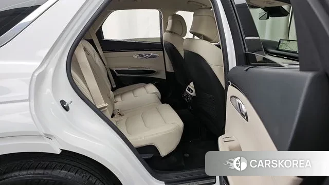 Genesis GV70 2023 Белый из Кореи, фото 3