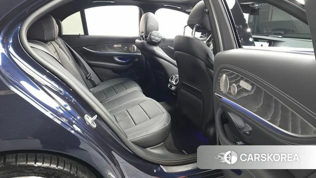 Mercedes-Benz E-Class W213 2022 Синий из Кореи, фото 3