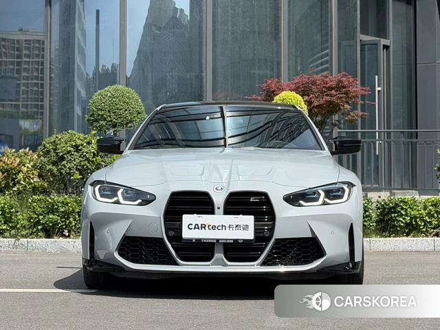 BMW M4 2023 Серебристо-серый из Китая, фото 3