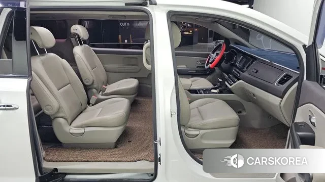 Kia All New Carnival 2018 Белый из Кореи, фото 3