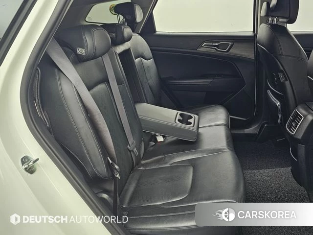 Kia Sportage 5th Generation 2022 Белый из Кореи, фото 3