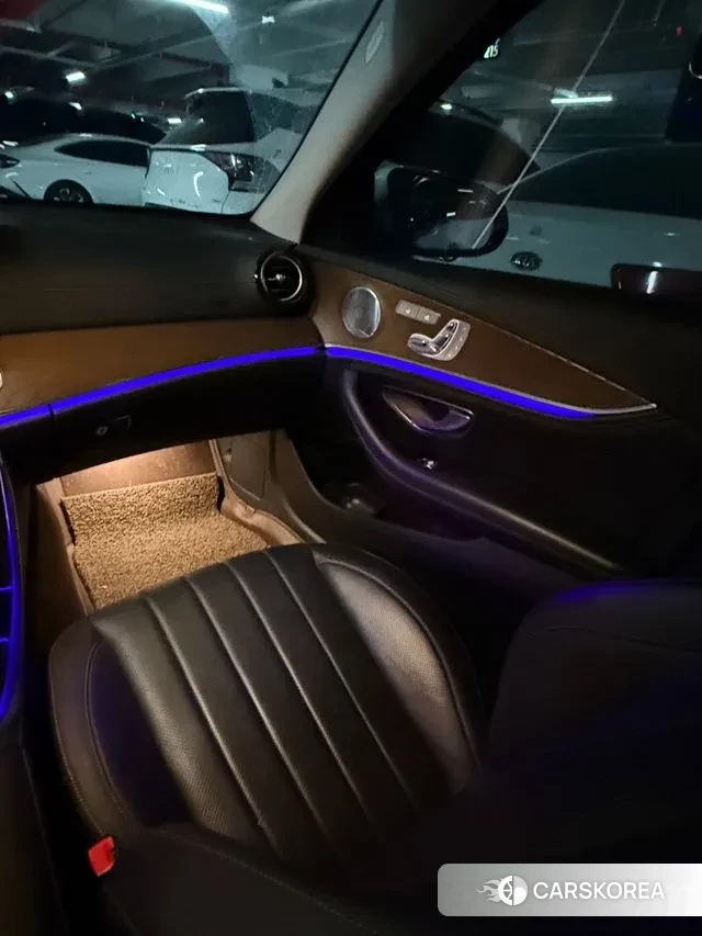 Mercedes-Benz E-Class W213 2019 Белый из Кореи, фото 3