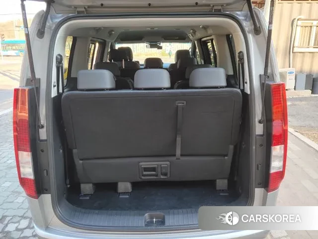 Hyundai Staria 2024 Серебряный из Кореи, фото 3