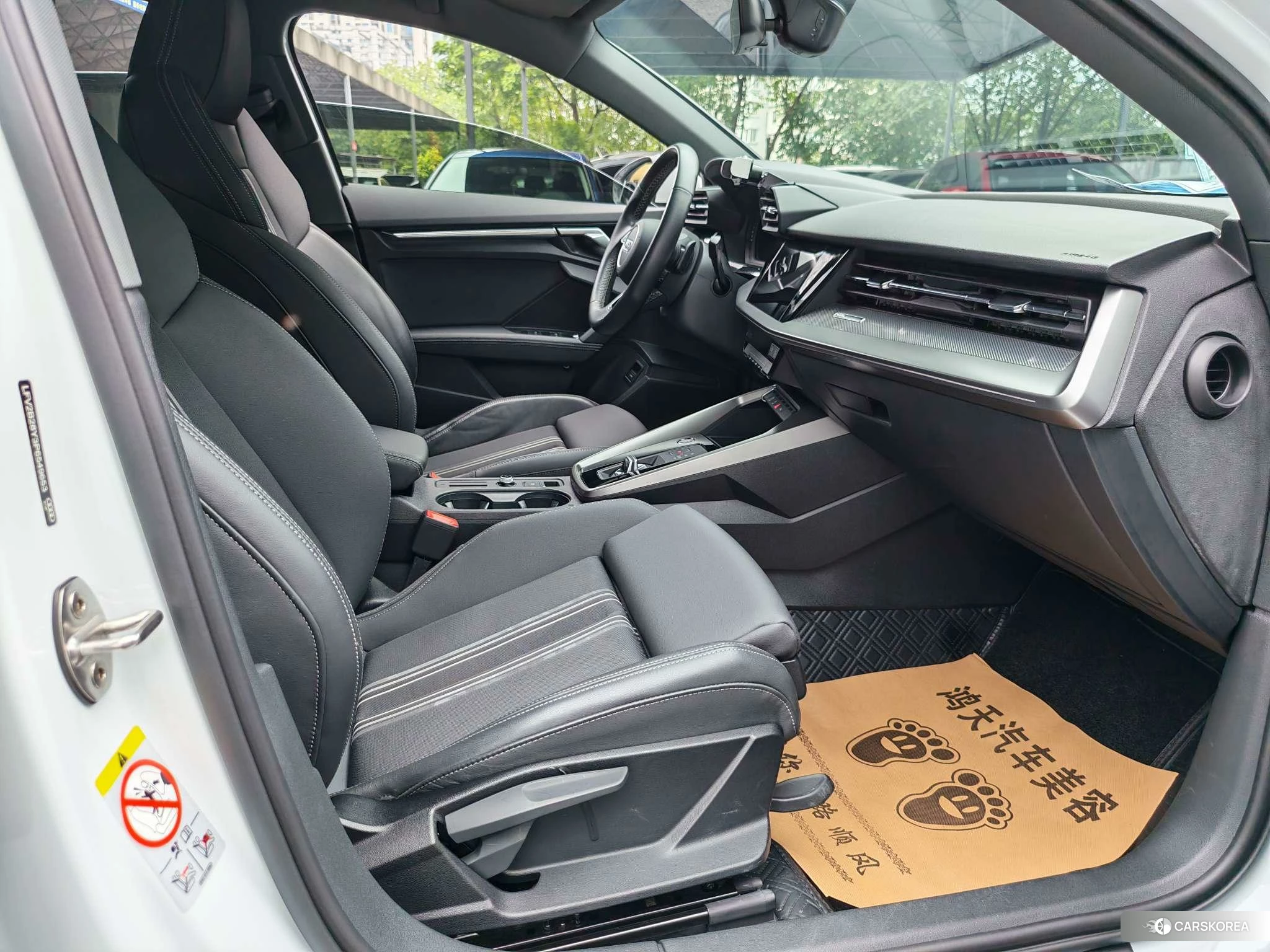 Audi A3 2023 Белый из Китая, фото 3