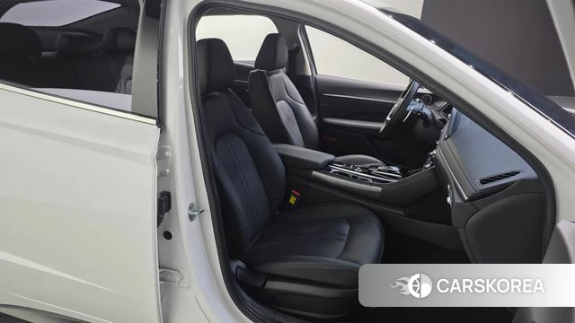 Hyundai Sonata (DN8) 2022 Белый из Кореи, фото 3