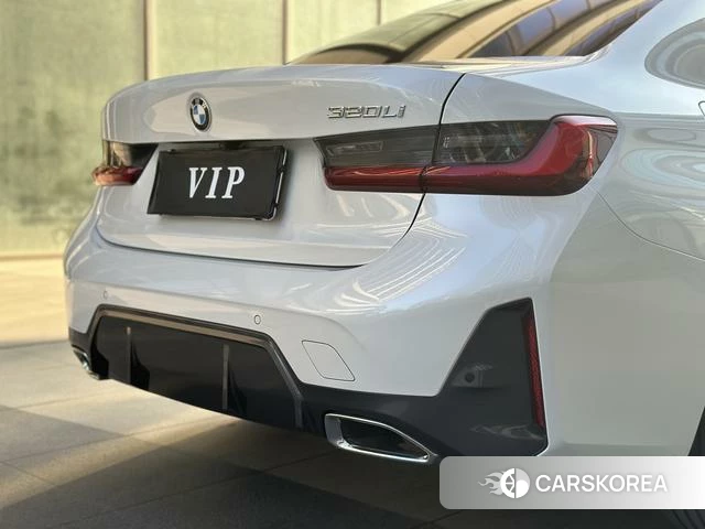 BMW 3 series 2024 Белый из Китая, фото 3