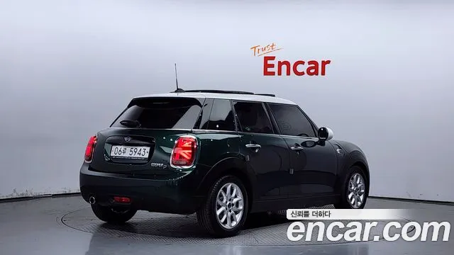 Mini Cooper D 2019 Зеленый из Кореи, фото 3