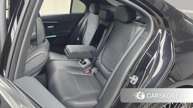 Mercedes-Benz C-Class W206 2025 Черный из Кореи, фото 3