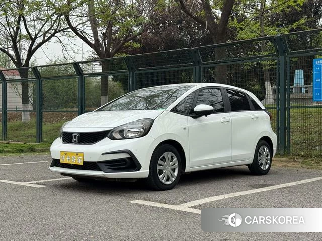 Honda Fit 2022 Белый из Китая, фото 3
