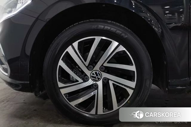 Volkswagen Lavida 2025 Черный из Китая, фото 3
