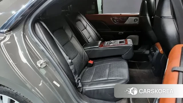 Lincoln Continental 10th Generation 2018 Серый из Кореи, фото 3