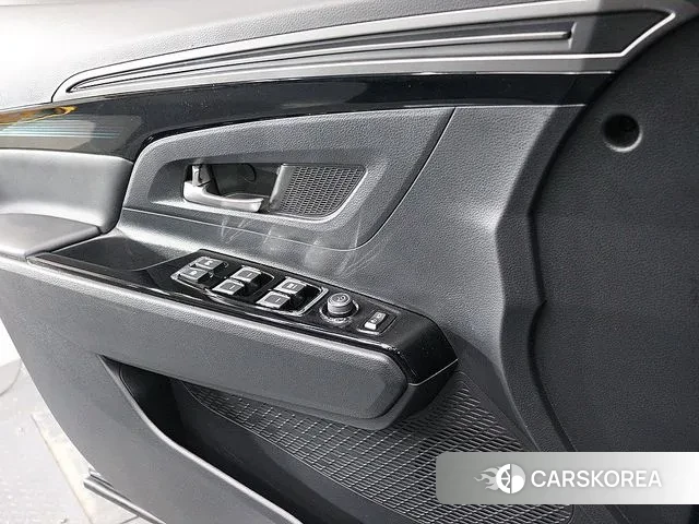 Ssangyong Beautiful Korando 2021 Серый из Кореи, фото 3