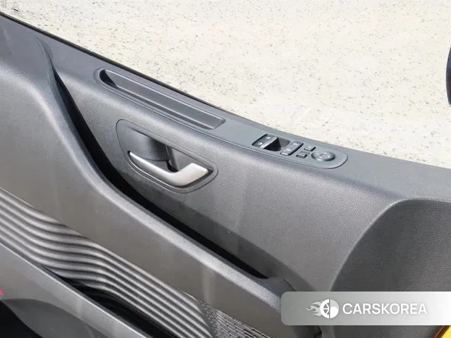 Hyundai Staria 2022 Желтый из Кореи, фото 3