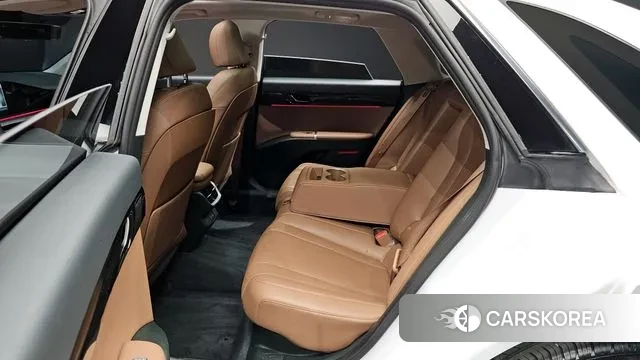 Hyundai Grandeur Hybrid (GN7) 2023 Белый из Кореи, фото 3