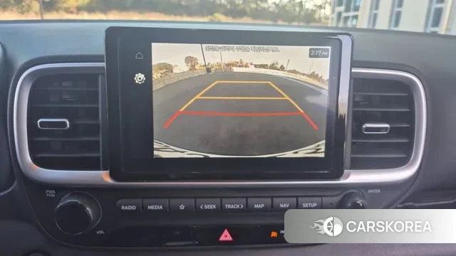 Hyundai Venue 2023 Белый из Кореи, фото 3