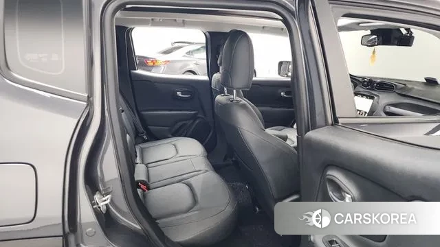 Jeep Renegade 2022 Серый из Кореи, фото 3