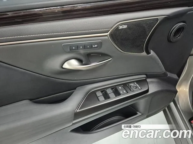 Lexus ES300h 7th generation id 2692892 из Кореи 3