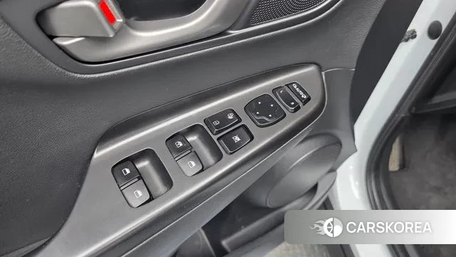 Hyundai Kona 2020 Белый из Кореи, фото 3