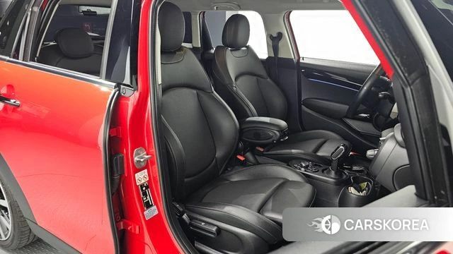 Mini Cooper S 2021 Красный из Кореи, фото 3