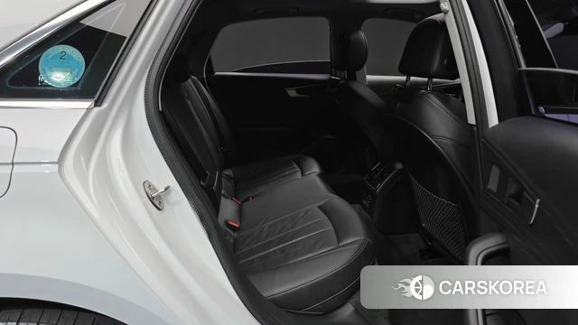 Audi A4 (B9) 2018 Белый из Кореи, фото 3