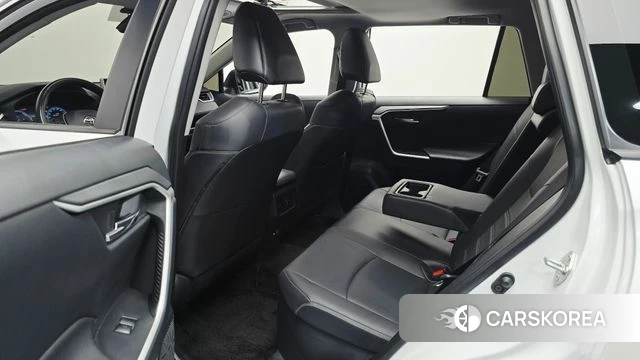 Toyota RAV4 5th Generation 2024 Белый из Кореи, фото 3