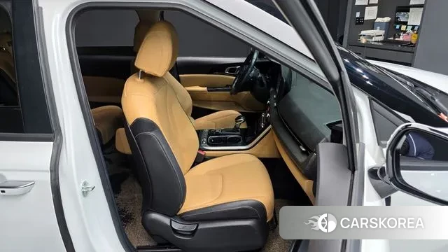 Kia Carnival 4th generation 2022 Белый из Кореи, фото 3