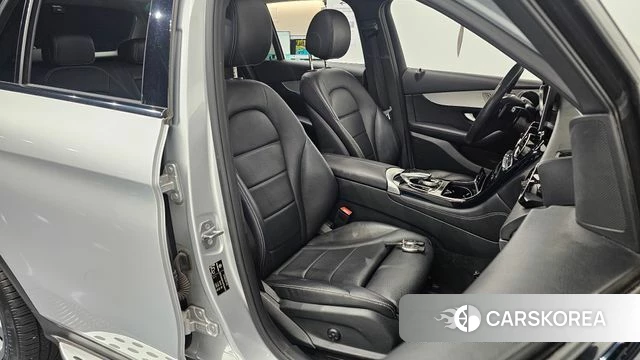 Mercedes-Benz GLC-Class X253 2018 Серебристо-серый из Кореи, фото 3