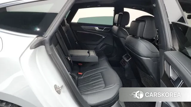 Audi A7 (4K) 2021 Белый из Кореи, фото 3