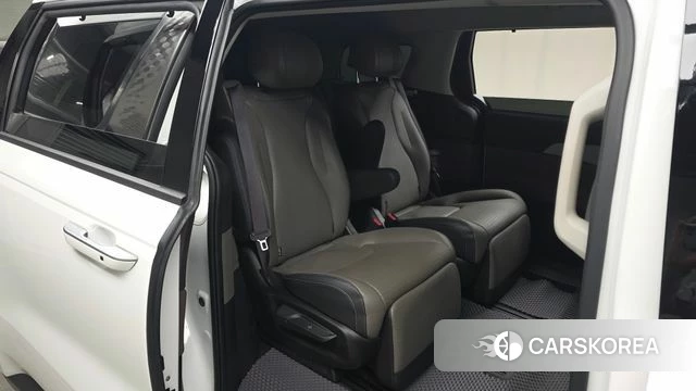 Kia The New Carnival 4th Generation 2025 Белый из Кореи, фото 3