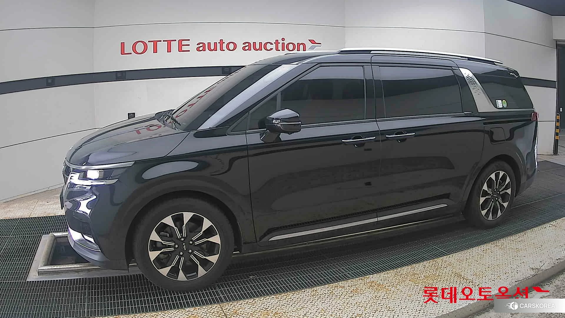 Kia Carnival Limousine 2023 Черный из Кореи, фото 3