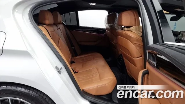 BMW 5 Series (G30) 2022 Белый из Кореи, фото 3