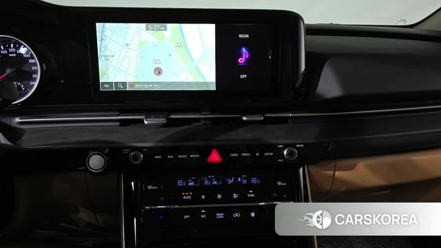 Kia Carnival 4th generation 2023 Белый из Кореи, фото 3