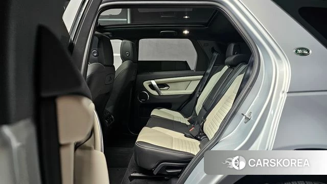 Land Rover Discovery Sports 2nd Generation 2025 Серебристо-серый из Кореи, фото 3