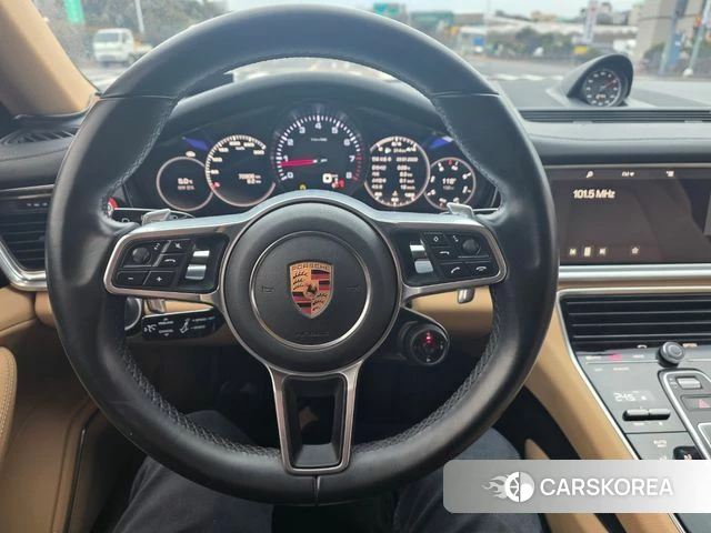 Porsche Panamera (971) 2018 Черный из Кореи, фото 3