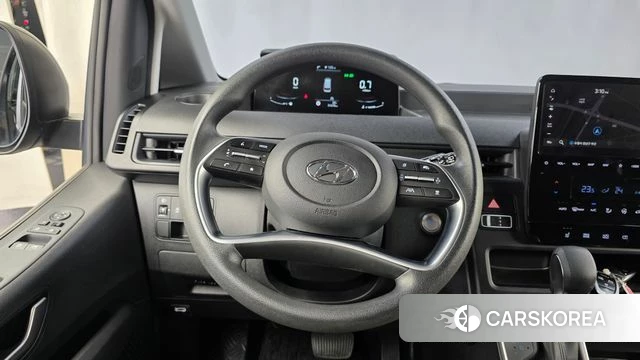 Hyundai Staria 2023 Серый из Кореи, фото 3