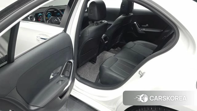 Mercedes-Benz A-Class W177 2022 Белый из Кореи, фото 3