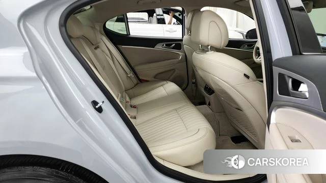 Genesis The New G70 2022 Серебристо-серый из Кореи, фото 3