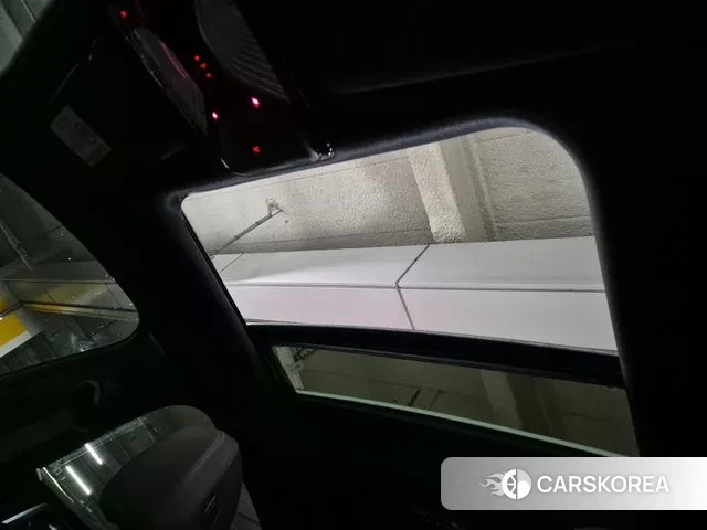 BMW 4 Series (G22) 2024 Белый из Кореи, фото 3