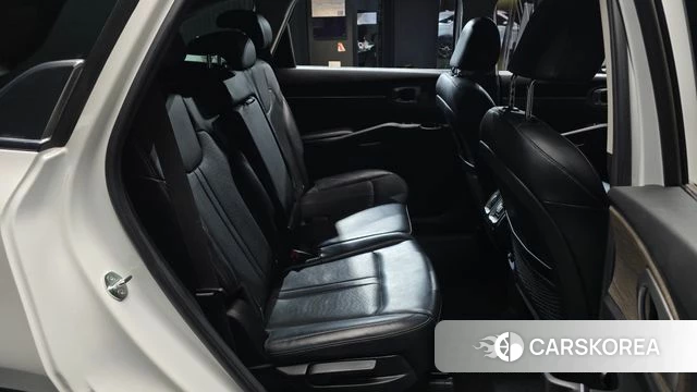 Kia Sorento 4th Generation 2023 Белый из Кореи, фото 3